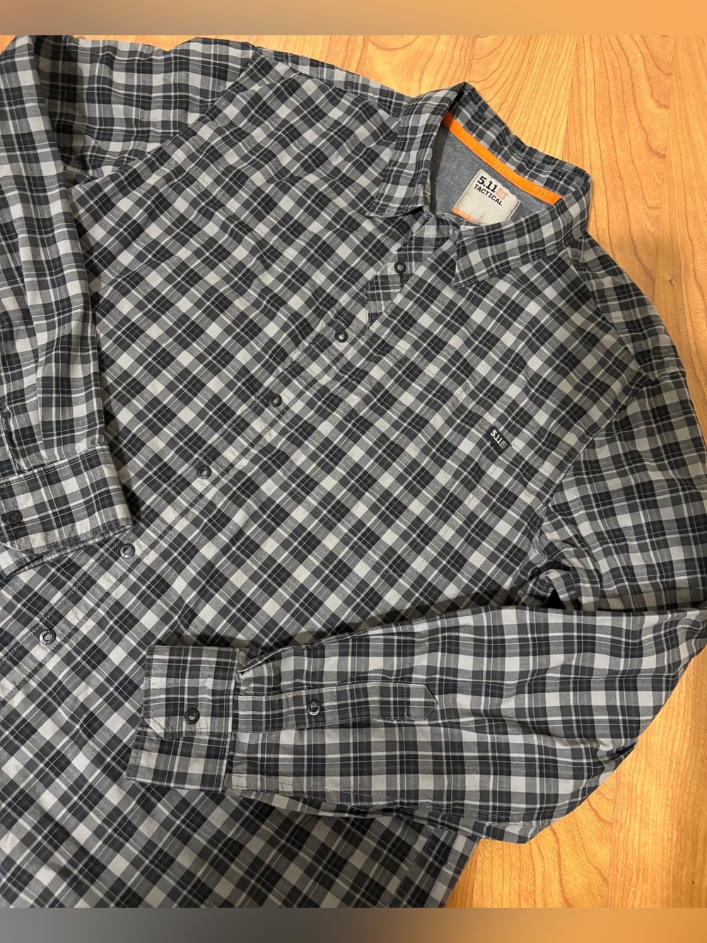 5.11 Tactical Long Sleeve Snap Front Black White Grey Plaid Large